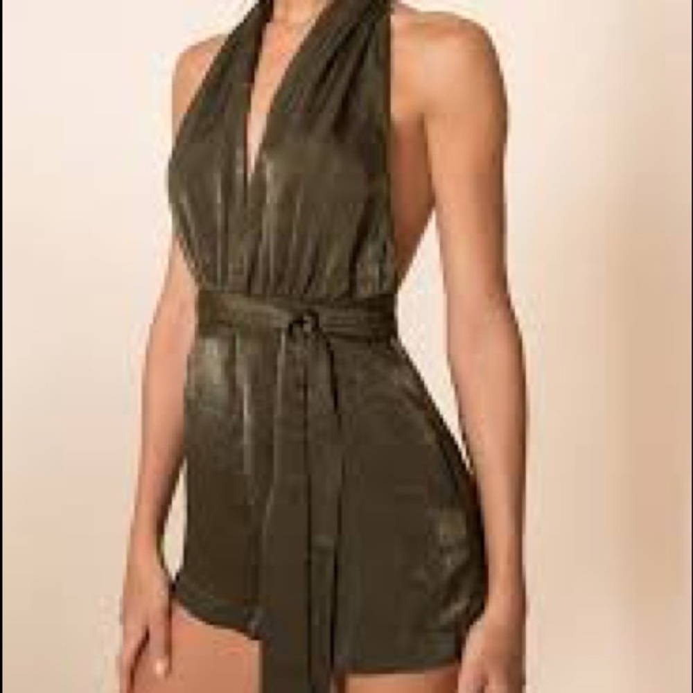 Superdown Sahara olive green romper - Picture 2 of 4